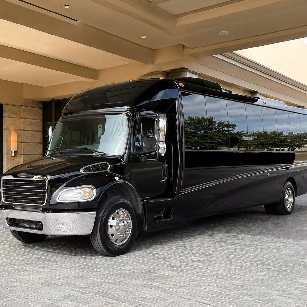 25 passenger minibus