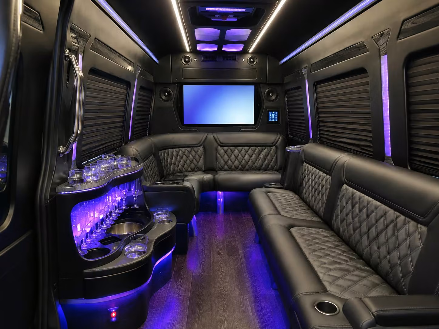for quick and easy long beach wedding transportation coachbuslongbeach com delivers